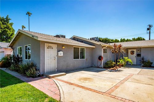 8847 Debra Ave, North Hills, CA, 91343 | Card Image