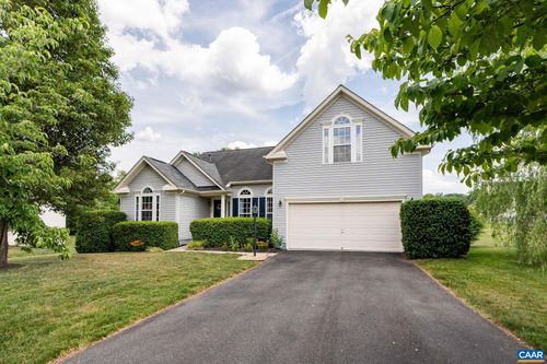 10182 Spring Dr, Gordonsville, VA, 22942 | Card Image