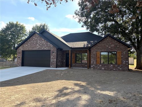 555 Lincoln Ave, Lincoln, AR, 72744-9496 | Card Image