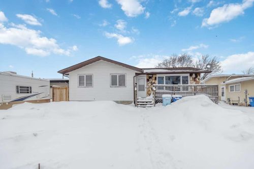 13 Mcleod St, Fort Mcmurray, AB, T9H1Z4 | Card Image