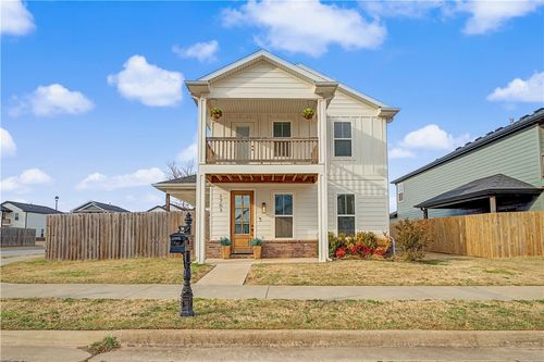 1703 W Broadway Pl, Rogers, AR, 72758-7013 | Card Image