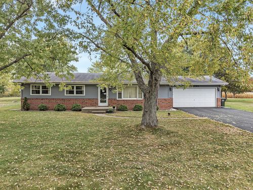 11085 N Tabler Rd, Minooka, IL, 60447-9109 | Card Image