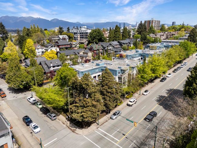 404 - 2575 W 4 Th Avenue, Condo with 1 bedrooms, 1 bathrooms and 1 parking in Vancouver BC | Image 31