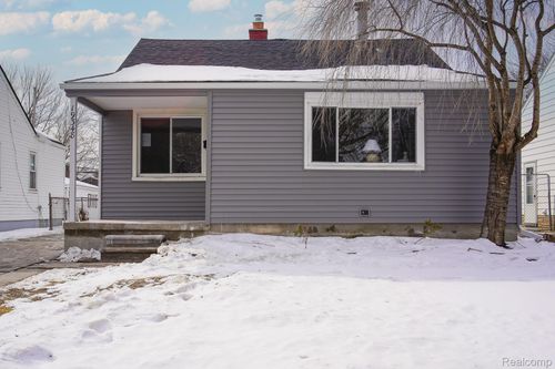 19348 Woodcrest St, Harper Woods, MI, 48225-2059 | Card Image