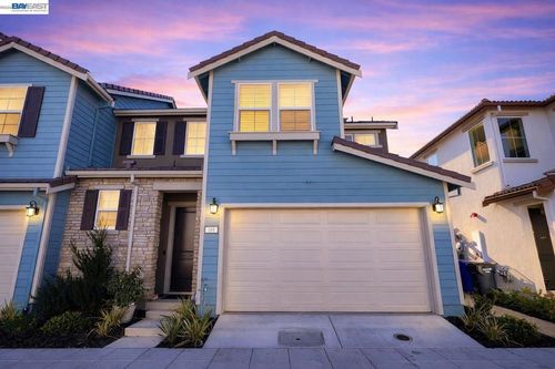 168 E Calder Dr, Mountain House, CA, 95391-8342 | Card Image