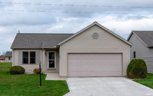 1437 Clover Creek Lane, Goshen, IN, 46526 | Card Image