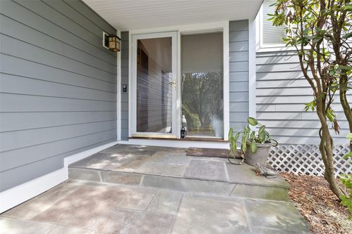 6 Greenwood Ct, Briarcliff Manor, NY, 10510-2529 | Card Image