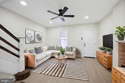 4626 Van Kirk St, PHILADELPHIA, PA, 19135-4012 | Card Image