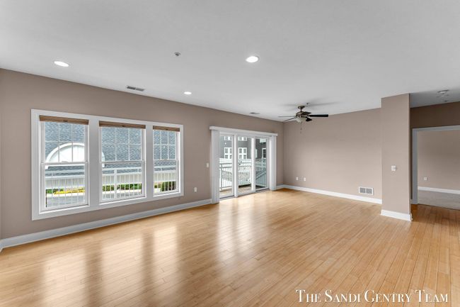 15 - 917 W Savidge St, Condo with 2 bedrooms, 2 bathrooms and null parking in Spring Lake MI | Image 14