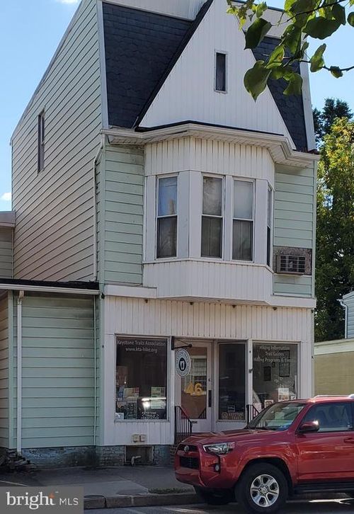 46 E Main St, MECHANICSBURG, PA, 17055-3851 | Card Image