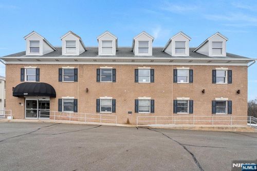 440 Old Hook Rd, Emerson, NJ, 07630-2302 | Card Image