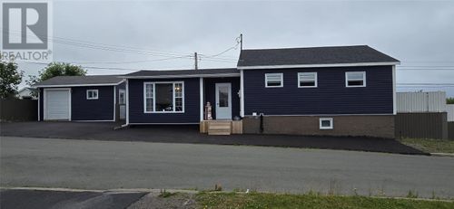 16 Edwin St, Grand Bank, NL, A0E0A8 | Card Image