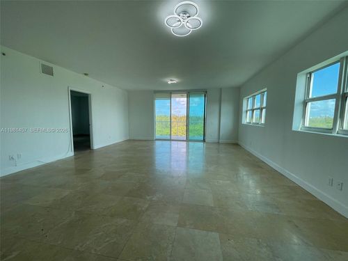 709-14951 Royal Oaks Ln, North Miami, FL, 33181 | Card Image