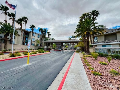 116-7139 S Durango Dr, Las Vegas, NV, 89113-3656 | Card Image