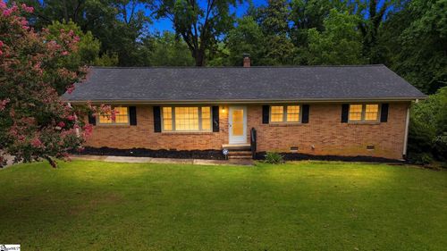 102 Palmetto Dr, Simpsonville, SC, 29681-2131 | Card Image