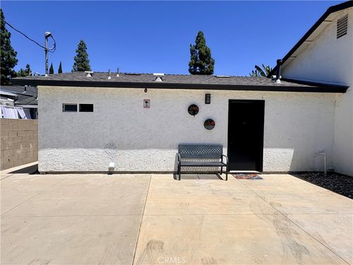 20222 Devonshire St, Chatsworth, CA, 91311-3409 | Card Image