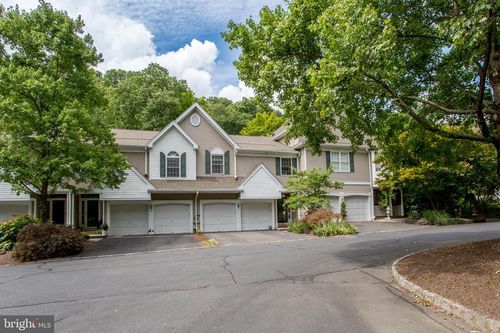 5 Rock Creek Woods, Lambertville, NJ, 08530 | Card Image