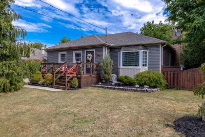 4 Lora St, House other with 4 bedrooms, 2 bathrooms and 3 parking in Saint Catharines ON | Image 1