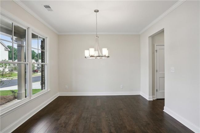 5817 Creek Indian Dr, House other with 5 bedrooms, 3 bathrooms and null parking in Buford GA | Image 4