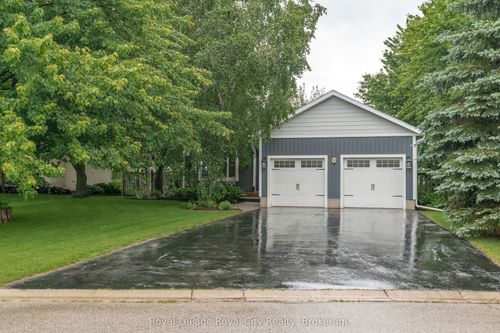 14 Hewitt St, Bright, ON, N0J1B0 | Card Image