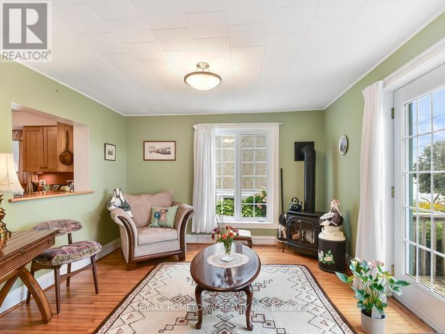 92 Water St E, House other with 2 bedrooms, 3 bathrooms and 2 parking in Brockville ON | Image 15