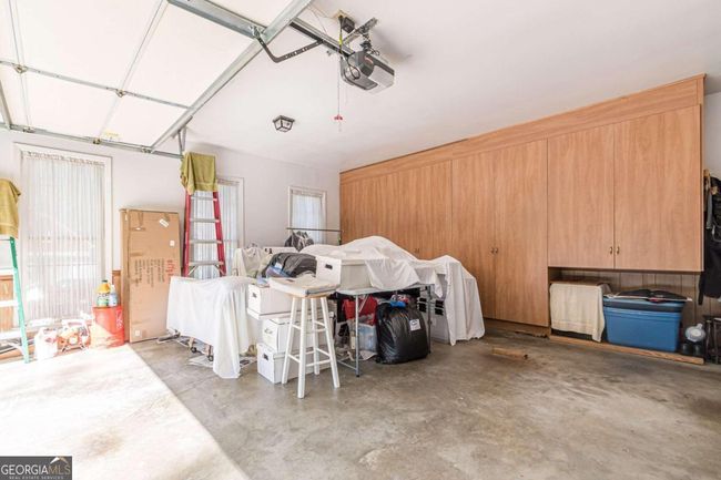 5700 Grove Point Rd, House other with 3 bedrooms, 3 bathrooms and 2 parking in Johns Creek GA | Image 40
