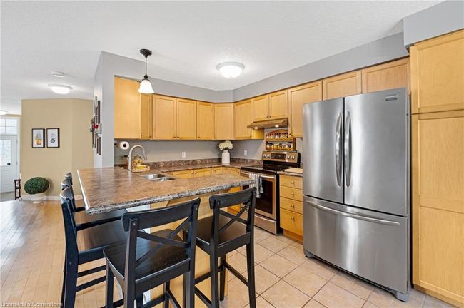 74 Colton Cir, Townhouse with 3 bedrooms, 4 bathrooms and 3 parking in Kitchener ON | Image 16