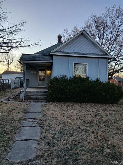 206 N Kentucky St, Benld, IL, 62009-1238 | Card Image