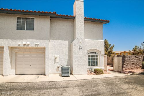 8200 Crystal Star Ct, Las Vegas, NV, 89145-3946 | Card Image