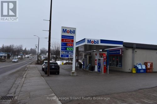 11 Ontario Rd, Mitchell, ON, N0K1N0 | Card Image