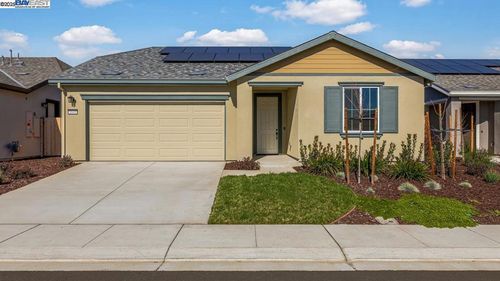 1049 Heathridge St, Manteca, CA, 95336-8821 | Card Image