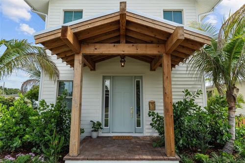 1631 31st Ave N, St Petersburg, FL, 33713-3063 | Card Image