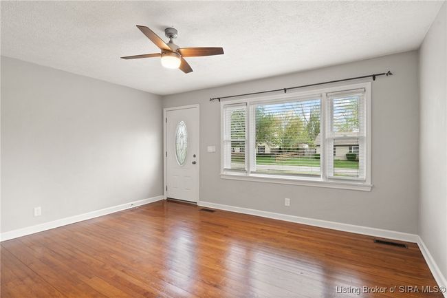 1790 Elmview Dr, Home with 2 bedrooms, 1 bathrooms and null parking in New Albany IN | Image 8