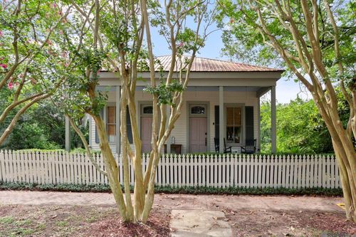 11808 Ferdinand St, Saint Francisville, LA, 70775-4341 | Card Image