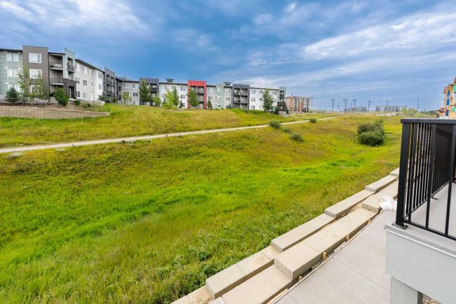 811 Sage Hill Grove Nw, Home with 3 bedrooms, 3 bathrooms and 2 parking in Calgary AB | Image 35