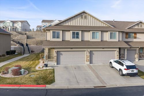 1827 E Whitetail Dr, Layton, UT, 84040-4924 | Card Image