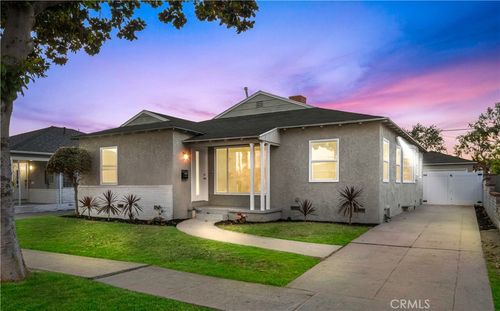 2715 W Hardy St, Inglewood, CA, 90305-3220 | Card Image