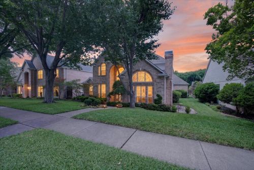 18719 Thorntree Lane, Dallas, TX, 75252 | Card Image