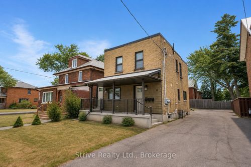 18 Mclaughlin Blvd, Oshawa, ON, L1G2N8 | Card Image