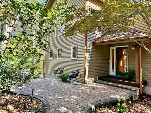 108 Rose Ln, Chapel Hill, NC, 27514-7820 | Card Image