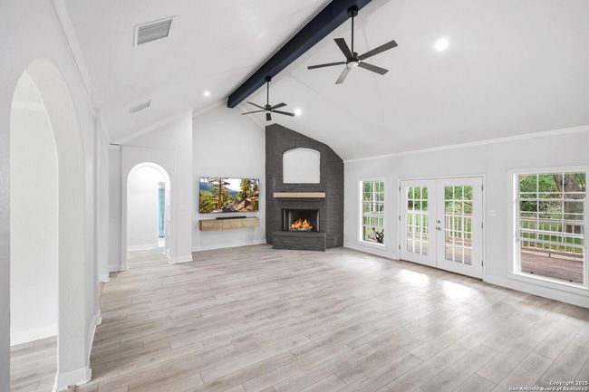 341 Indigo Run Dr, House other with 3 bedrooms, 2 bathrooms and null parking in Bulverde TX | Image 15