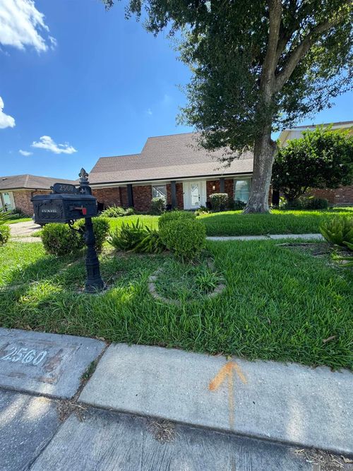 2560 Vulcan Street, Harvey, LA, 70058 | Card Image
