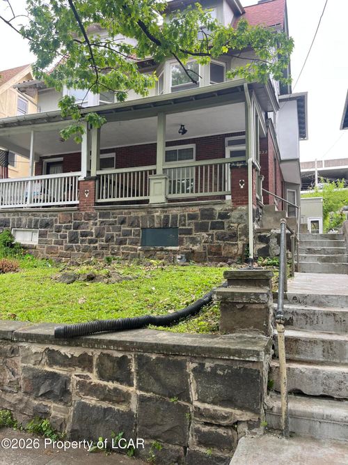 232 N 4th Street, Allentown, PA, 18102 | Card Image