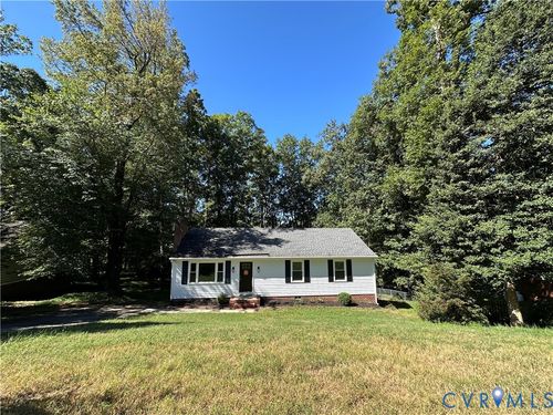 7145 Foxbernie Dr, Mechanicsville, VA, 23111-5646 | Card Image