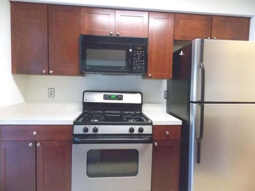 102-125 Fieldcrest St, Ann Arbor, MI, 48103-6411 | Card Image