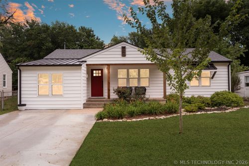 4617 Troost Ave, Tulsa, OK, 74105-4821 | Card Image