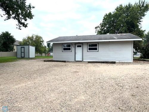 420 E Adams Ave, Mahnomen, MN, 56557-4626 | Card Image