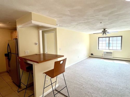 apt-337-103 Grove St, Rockland, MA, 02370-2348 | Card Image