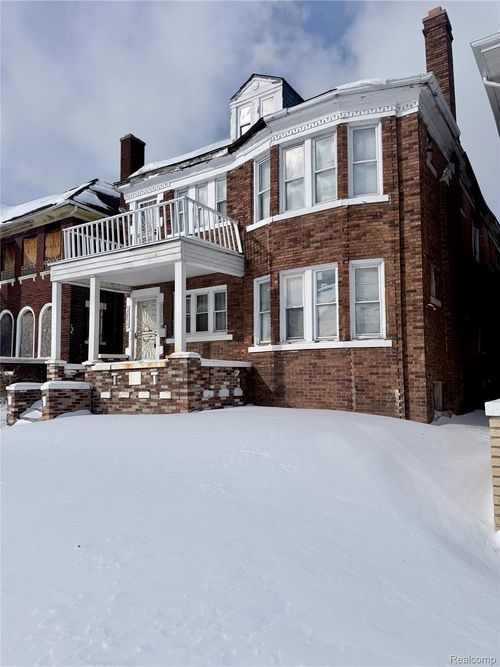 2262 Taylor St, Detroit, MI, 48206-2062 | Card Image