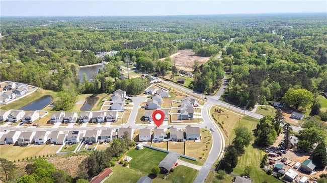 105 Centerpiece Dr, House other with 4 bedrooms, 3 bathrooms and null parking in High Point NC | Image 41